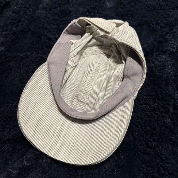Lululemon Running hat - Picture 2 of 3